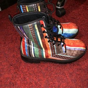 ❤️HOST PICK! NWOT Hand Painted 7-Eye Lace-up Boots